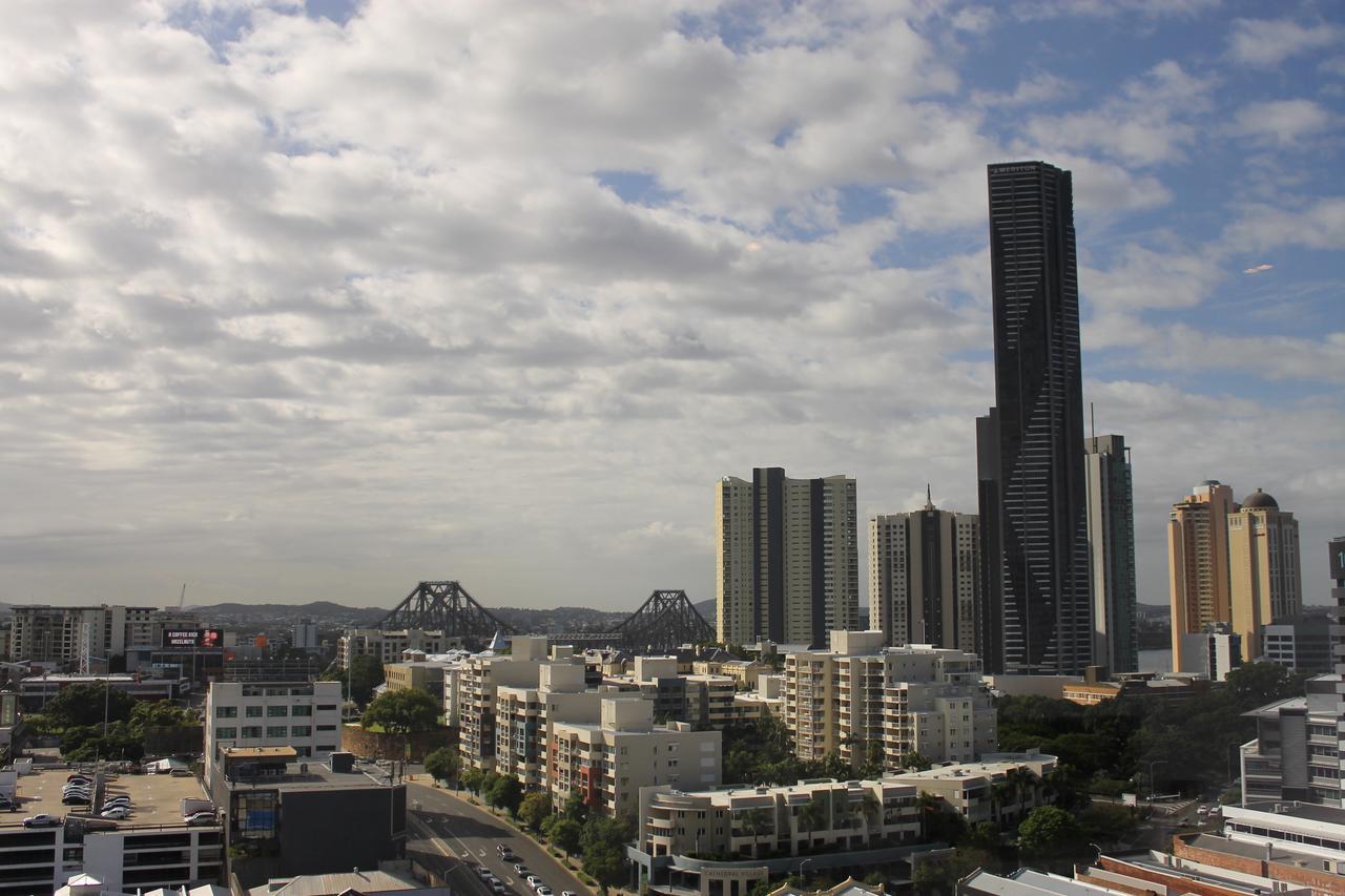Spectacular Views Of Cbd By Fv With Free Car Park Apartment Brisbane Exterior photo