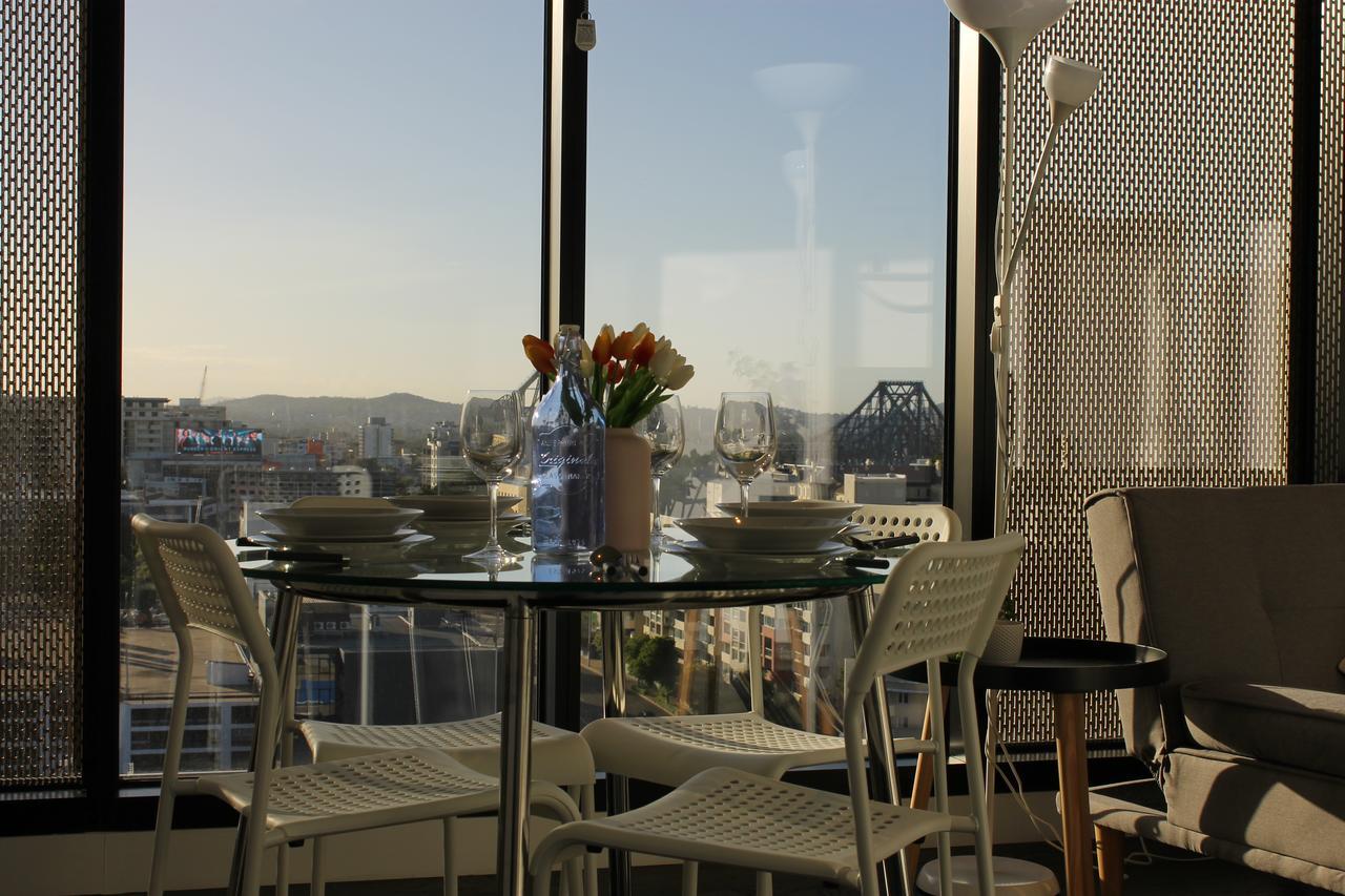 Spectacular Views Of Cbd By Fv With Free Car Park Apartment Brisbane Exterior photo