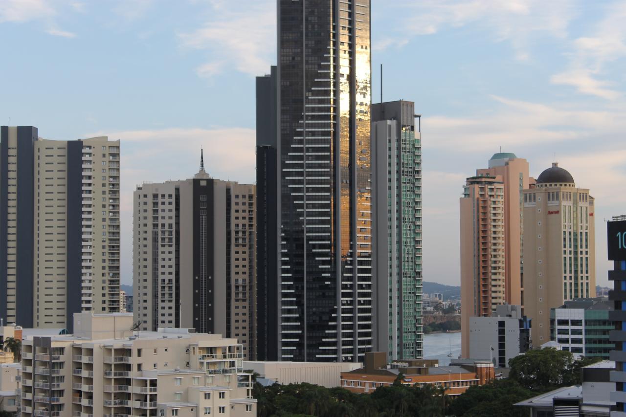 Spectacular Views Of Cbd By Fv With Free Car Park Apartment Brisbane Exterior photo